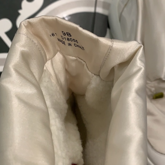 Cole Haan WP winter boots with shearling lining - Picture 11 of 16